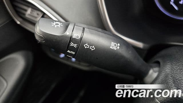 Hyundai Santa Fe TM Exclusive, 2019 18