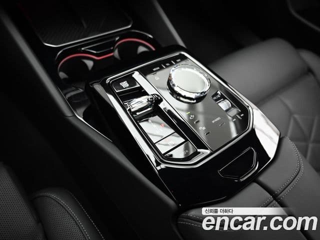 BMW 5시리즈 (G60), 2025 9