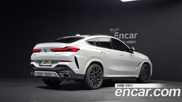 BMW X6 (G06) xDrive40i M Sport, 2025 2