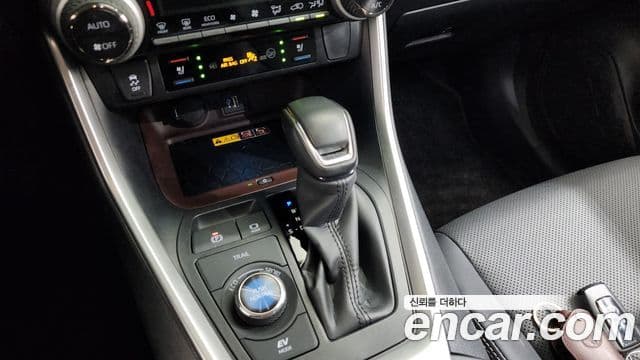 Toyota RAV4 5세대 2.5 4WD гибрид LTD, 2024 9