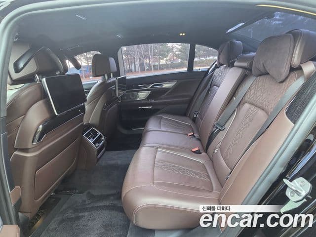 BMW 7시리즈 (G11) M760Li xDrive, 2017 8