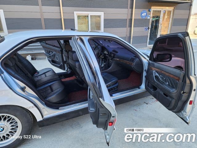 BMW 7시리즈 E38, 1999 8