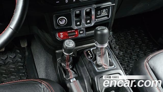 Jeep Wrangler (JL) 2.0 Rubicon 2도어, 2019 9