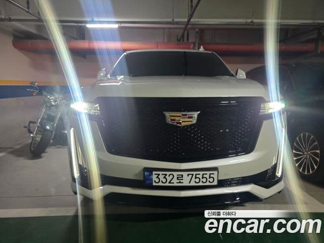 Cadillac Escalade 5세대 Sport Platinum