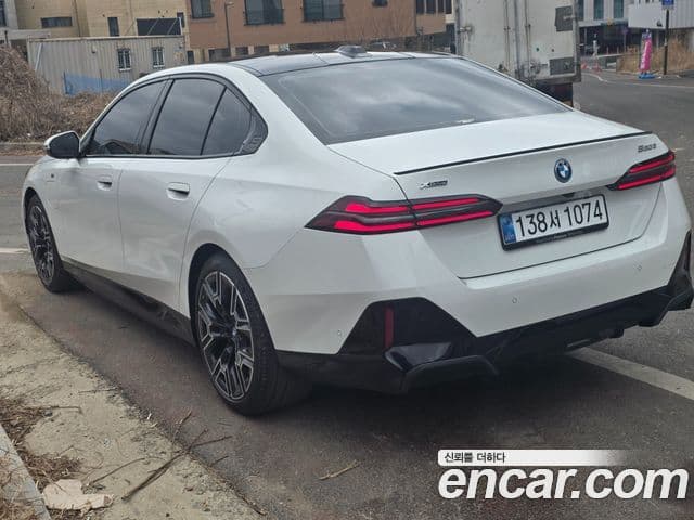 BMW 5시리즈 (G60) 530e xDrive M Sport Pro, 2025 все фото