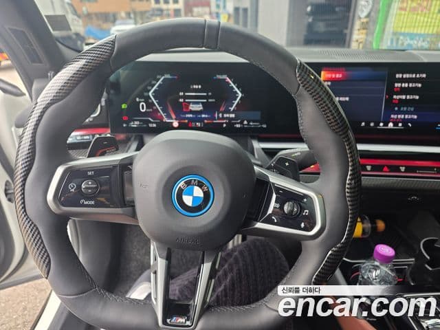 BMW 5시리즈 (G60) 530e xDrive M Sport Pro, 2025 8