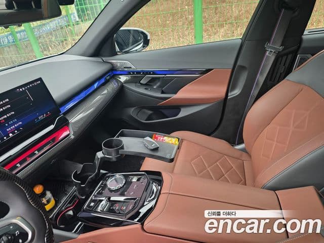 BMW 5시리즈 (G60) 530e xDrive M Sport Pro, 2025 10