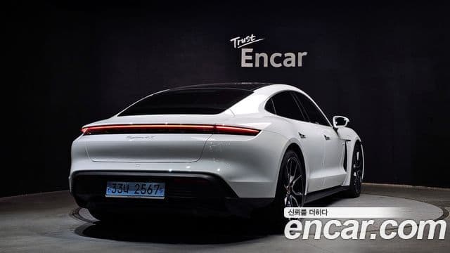 Porsche 타이칸 4S, 2024 2