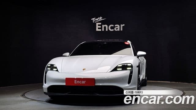 Porsche 타이칸 4S, 2024 3