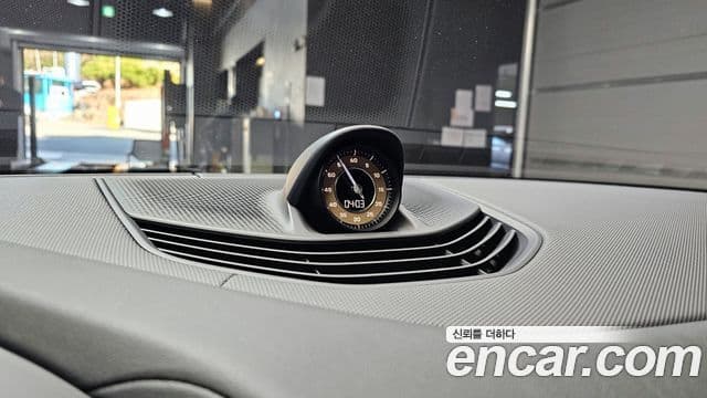 Porsche 타이칸 4S, 2024 19