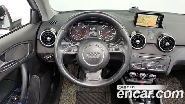 Audi A1 Premium, 2015 13