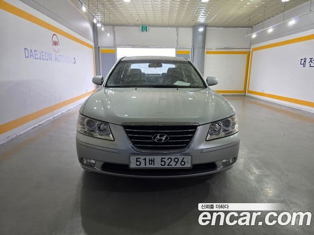 Hyundai NF Sonata 트랜스폼 Luxury