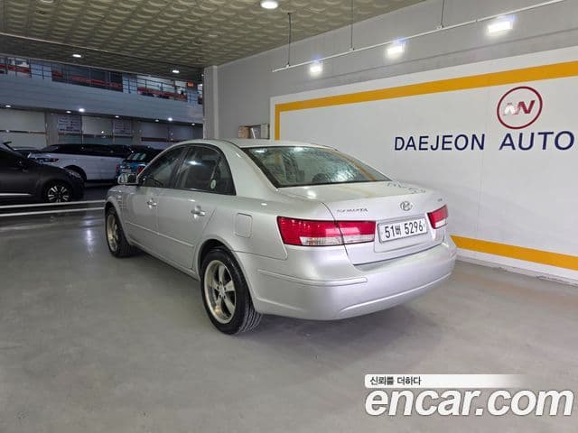 Hyundai NF Sonata 트랜스폼 Luxury, 2010 3