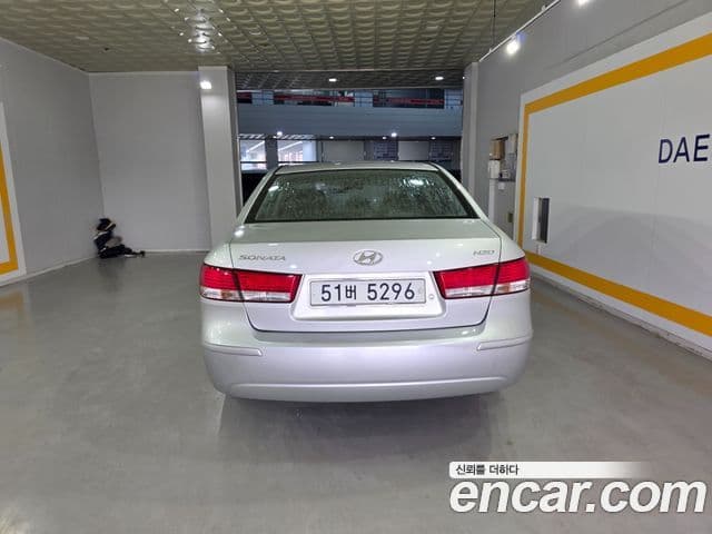 Hyundai NF Sonata 트랜스폼 Luxury, 2010 4