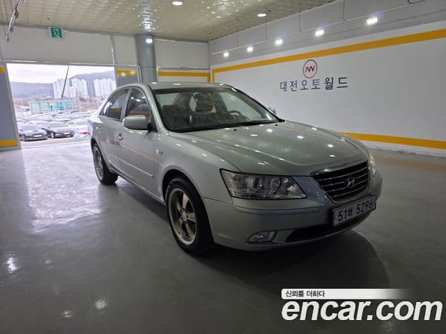 Hyundai NF Sonata 트랜스폼 Luxury, 2010 6