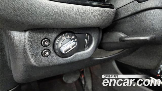 Mini Cooper 클럽맨 2세대, 2023 16