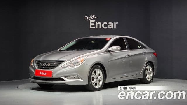 Hyundai YF Sonata топовая версия, 2010 1
