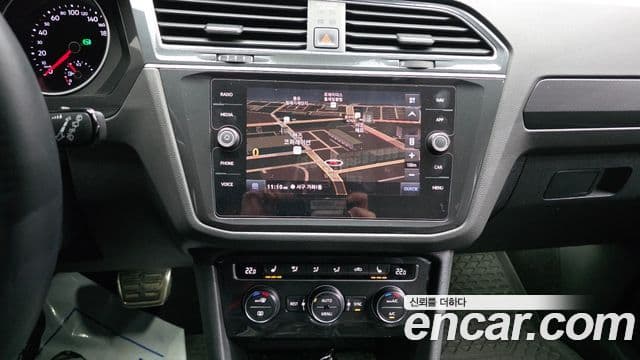 Volkswagen Tiguan 2세대 Premium, 2020 14