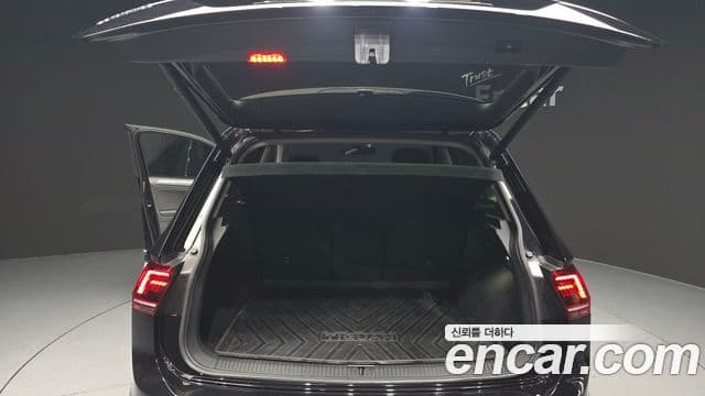 Volkswagen Tiguan 2세대 Premium, 2020 20
