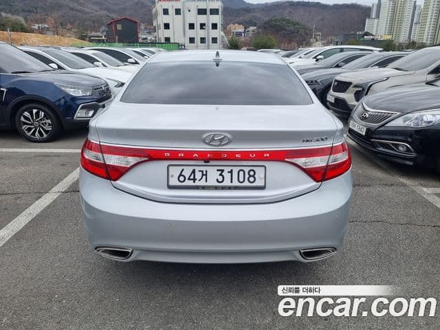 Hyundai Grandeur HG Premium, 2014 4