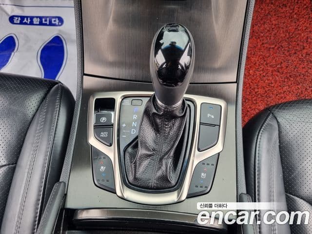 Hyundai Grandeur HG Premium, 2014 9