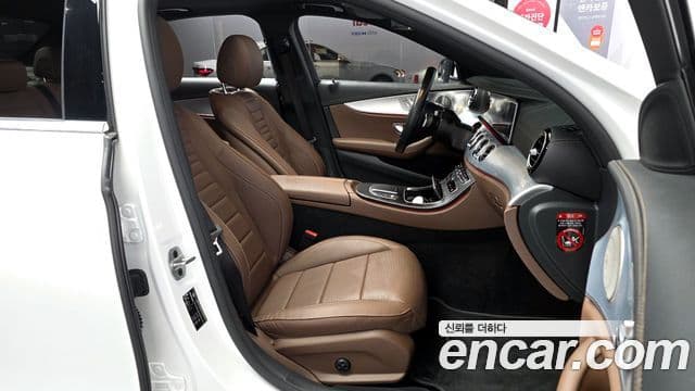 Mercedes-Benz E-класс W213 Avantgarde, 2021 11