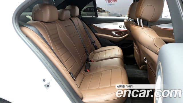 Mercedes-Benz E-класс W213 Avantgarde, 2021 12