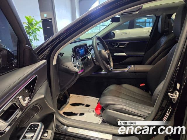 Mercedes-Benz E-класс W214 Avantgarde, 2025 11