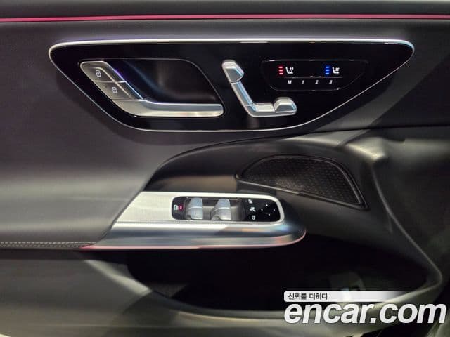 Mercedes-Benz E-класс W214 Avantgarde, 2025 12