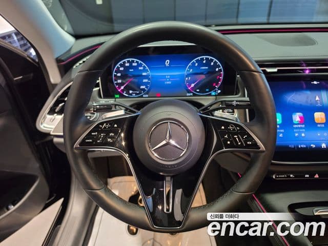 Mercedes-Benz E-класс W214 Avantgarde, 2025 17