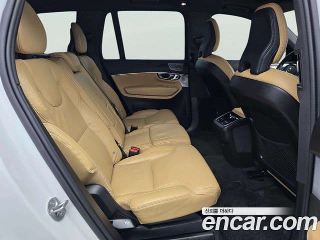 Volvo XC90 2세대 B6 Ultra Bright, 2025 11