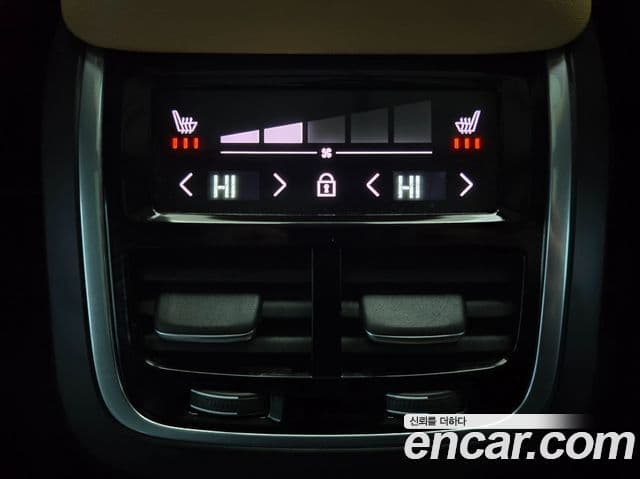 Volvo XC90 2세대 B6 Ultra Bright, 2025 18