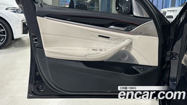 BMW 5시리즈 (G30), 2023 13