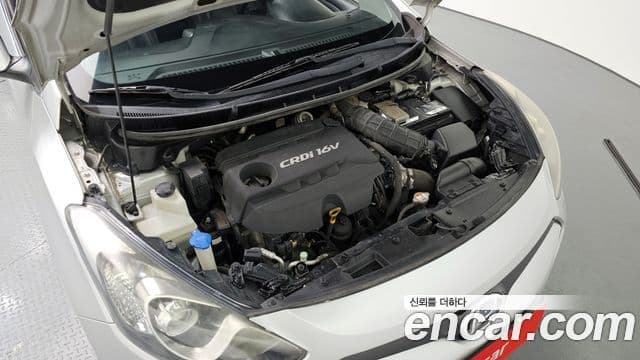 Hyundai i30(новый кузов / новое поколение) дизель 1.6 VGT PYL, 2014 6