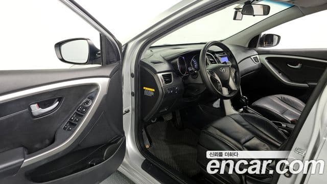 Hyundai i30(новый кузов / новое поколение) дизель 1.6 VGT PYL, 2014 11