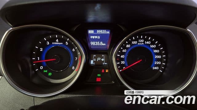 Hyundai Avante MD M16 GDI Avenue, 2014 8