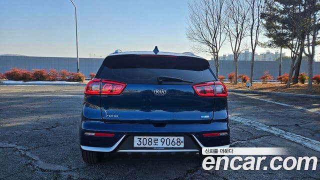 Kia Niro Prestige, 2018 2