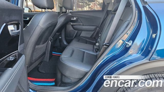 Kia Niro Prestige, 2018 8