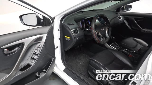 Hyundai Avante MD Luxury, 2012 10