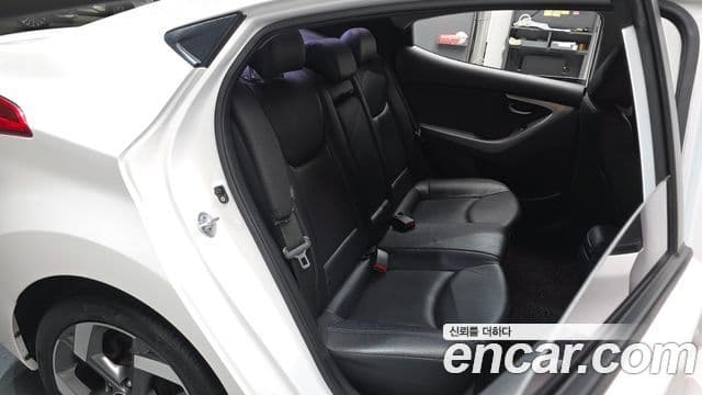 Hyundai Avante MD Luxury, 2012 11