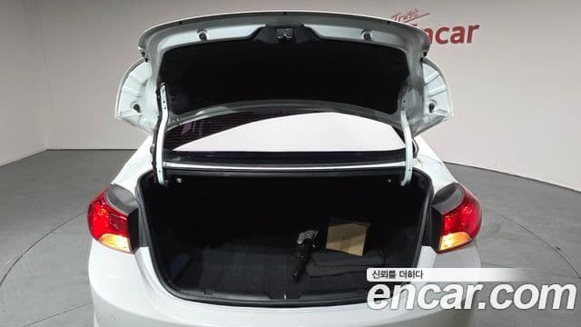 Hyundai Avante MD Luxury, 2012 20