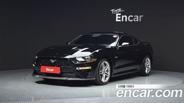Ford Mustang GT купе, 2020 1