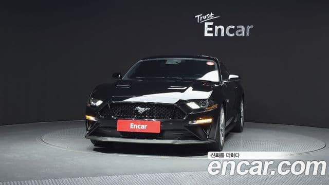 Ford Mustang GT купе, 2020 3