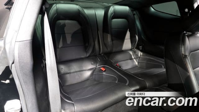 Ford Mustang GT купе, 2020 12