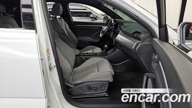 Audi Q3 (F3) 35 TDI Premium Sportback, 2022 11