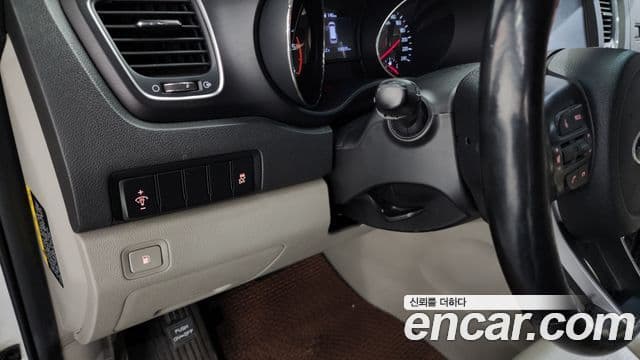 Kia The / новый New Carnival Luxury, 2020 14