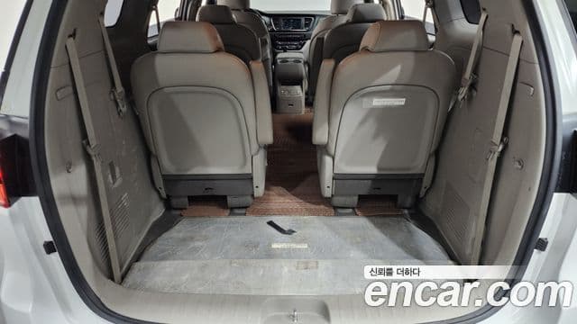 Kia The / новый New Carnival Luxury, 2020 20