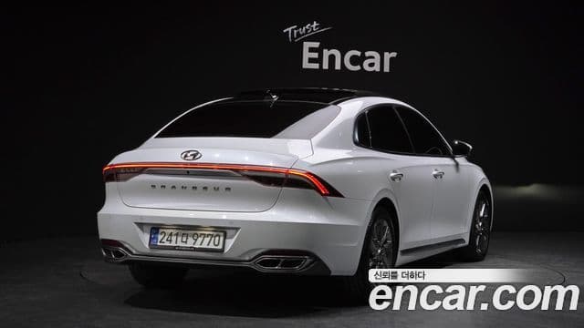 Hyundai The / новый New Grandeur IG гибрид Calligraphy, 2021 2