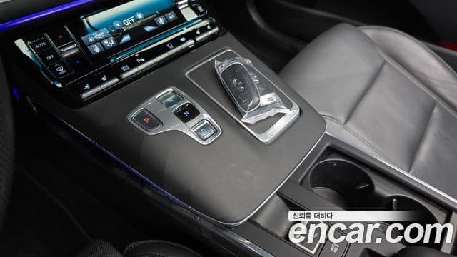 Hyundai The / новый New Grandeur IG гибрид Calligraphy, 2021 9