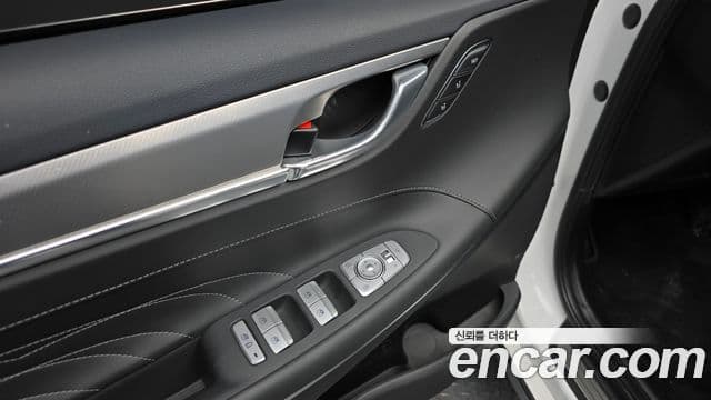 Hyundai The / новый New Grandeur IG гибрид Calligraphy, 2021 17